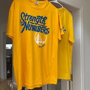 Men’s XL T-shirts 2016 Finals & Curry #30